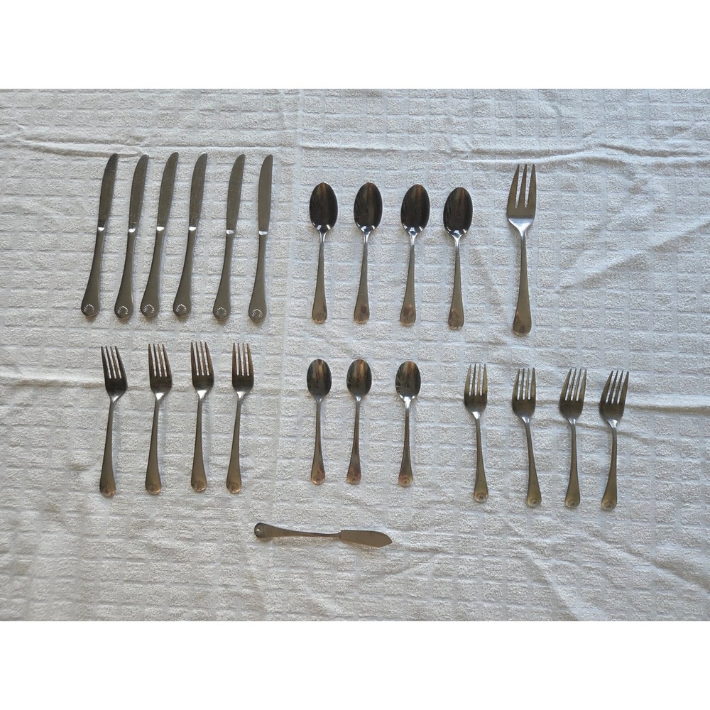 Reed & Barton Select Stainless Flatware 23pc Set Shell Pattern Knives Forks Set